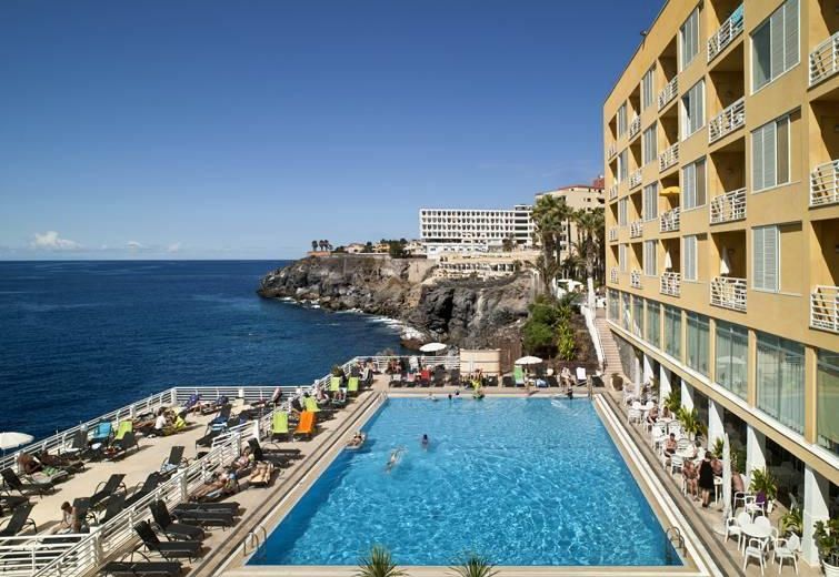 Atlantic Holiday Hotel