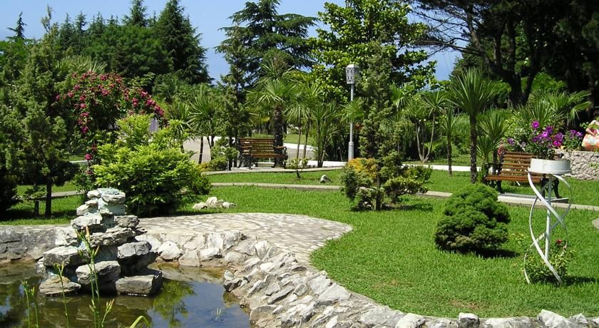 Outdoor Pictures 22