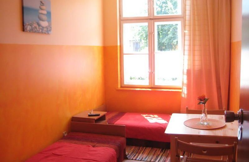 Amber Studio
