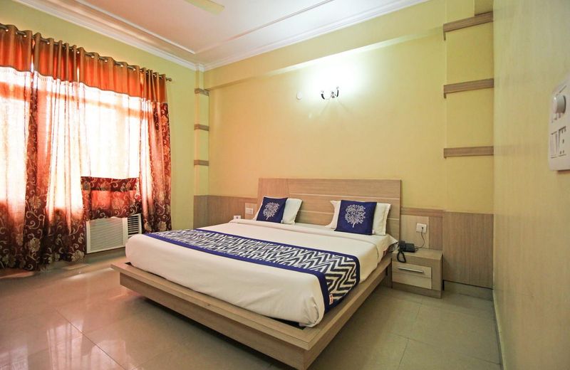 Hotel Jagdambay