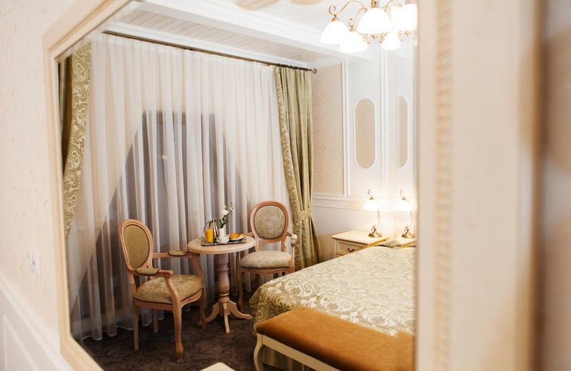 Hotel Raigond