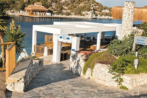 Hilton Bodrum Turkbuku Resort & Spa