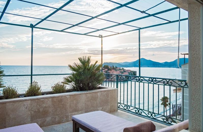 Hotel Azimut