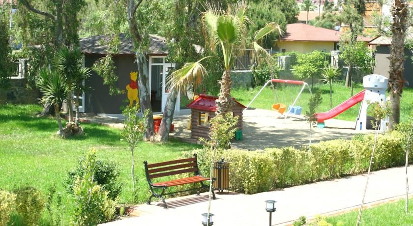 Outdoor Pictures 19