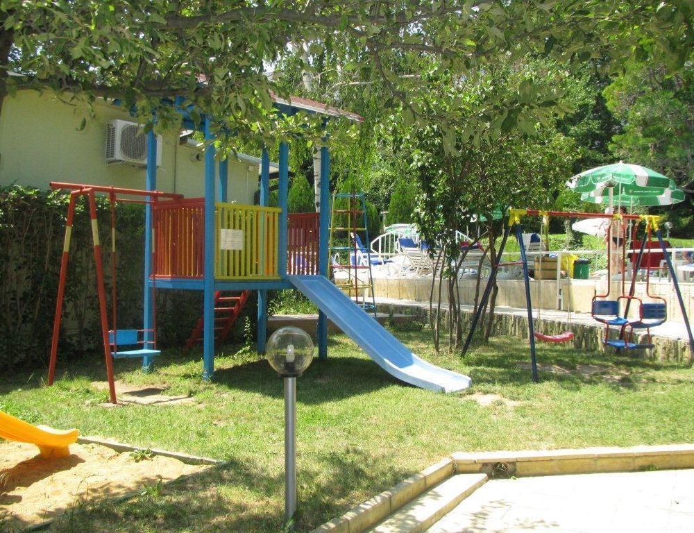 Outdoor Pictures 14