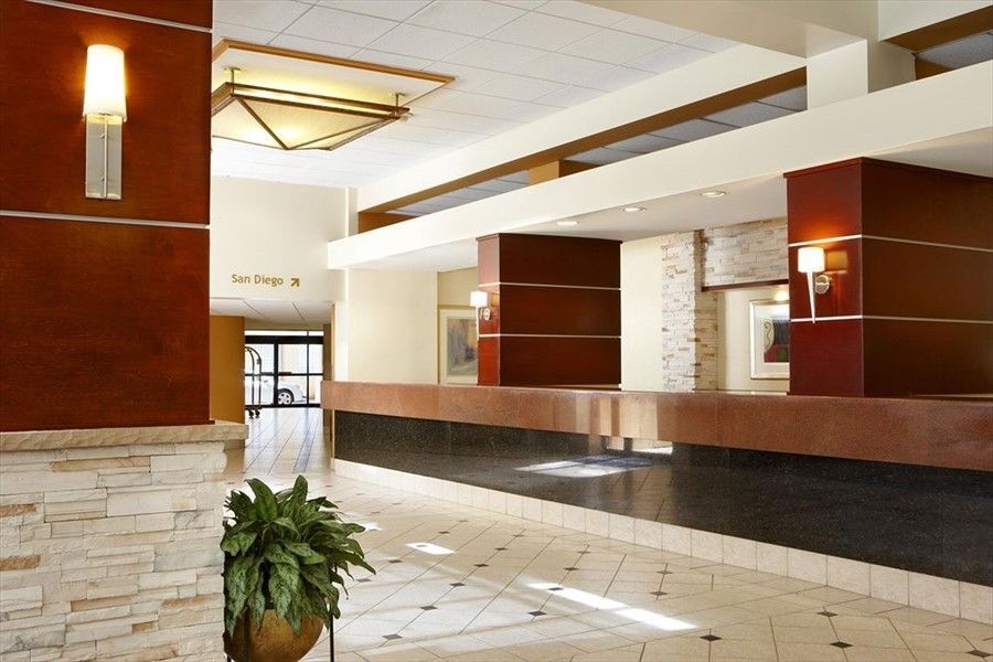 Four Points by Sheraton Los Angeles International Airport