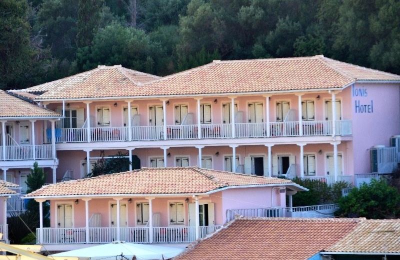 Ionis Hotel