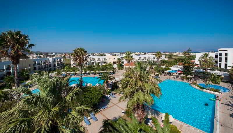 TIGAKI BEACH HOTEL