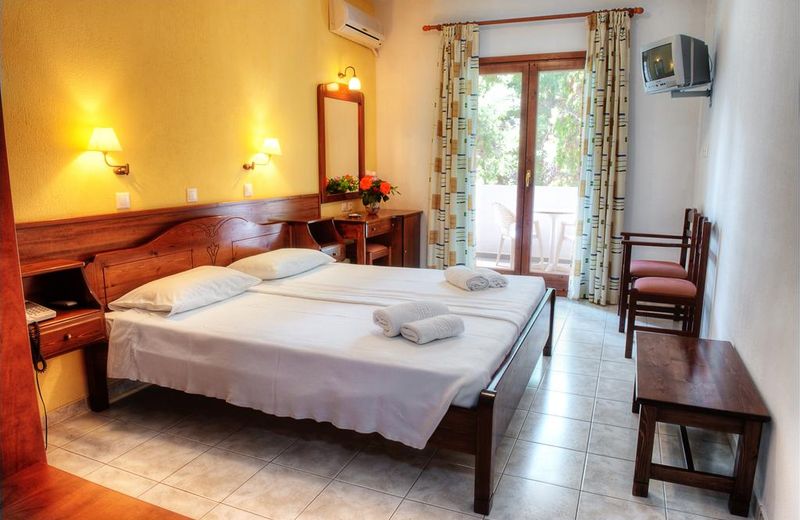 Philoxenia Hotel