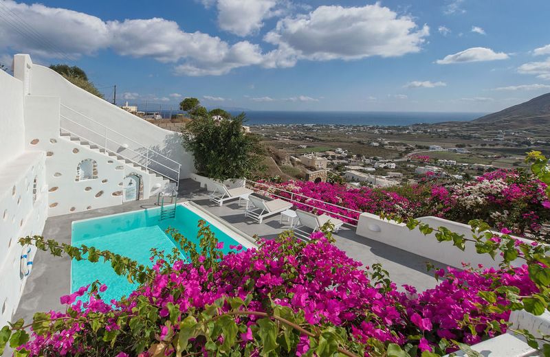 White Cave Private Villa
