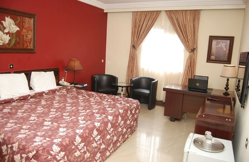 Agura Hotel