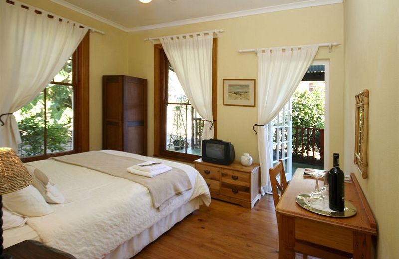 Rose Manor