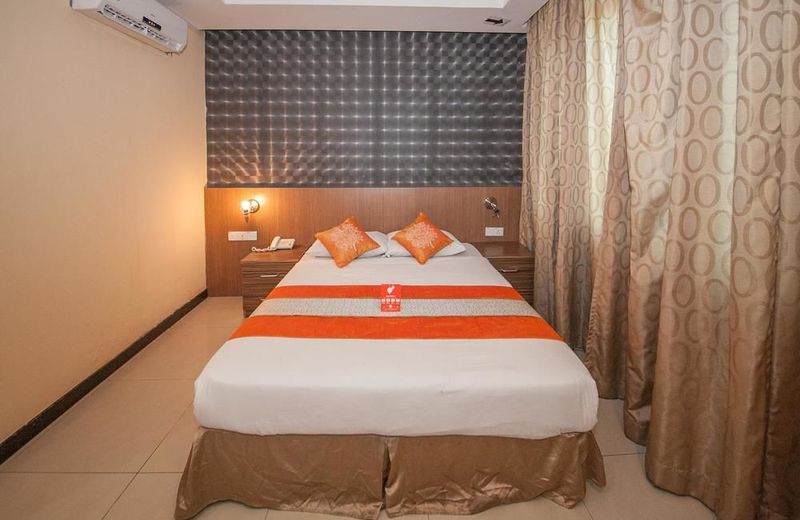 OYO 216 La Viva Hotel
