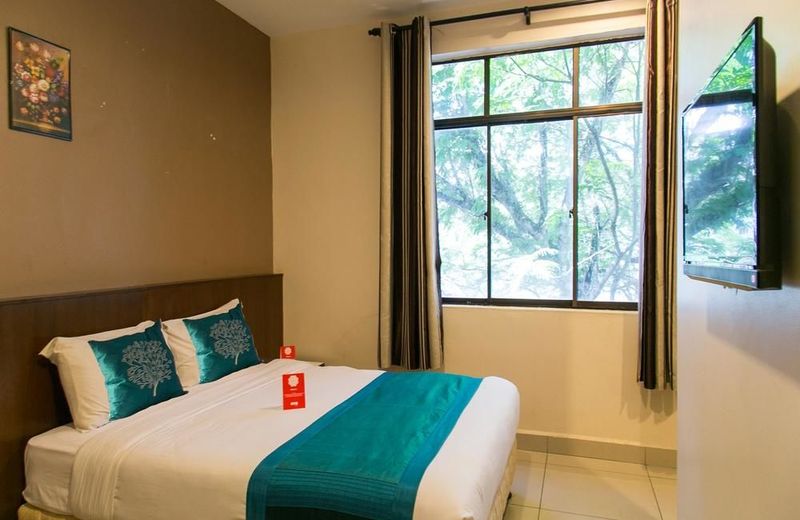 OYO Rooms Kuah Night Market
