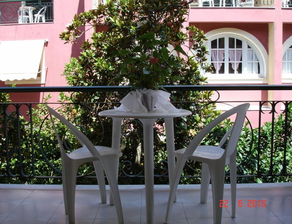 Outdoor Pictures 24