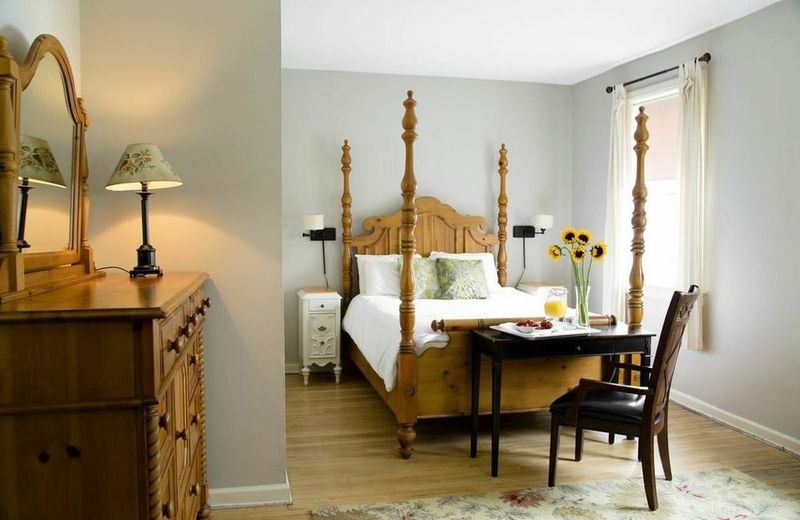 Crabtree's Kittle House Restaurant & Inn