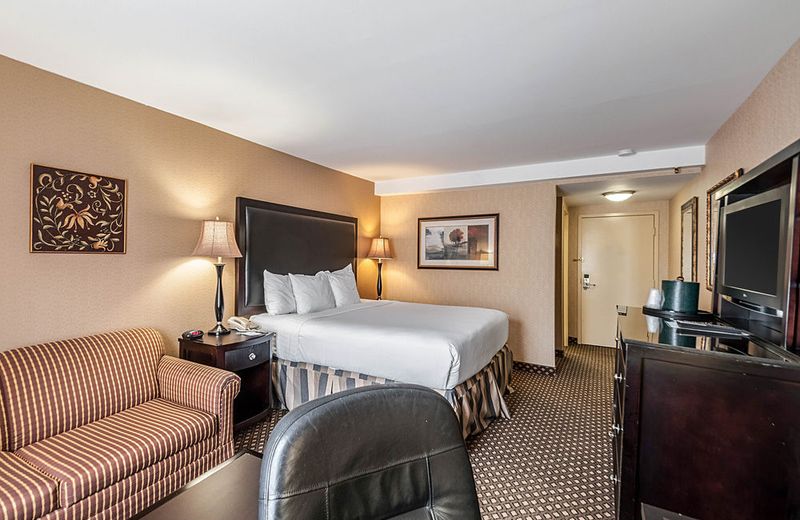 Clarion Hotel & Conference Center Leesburg