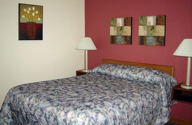 CHANHASSEN INN