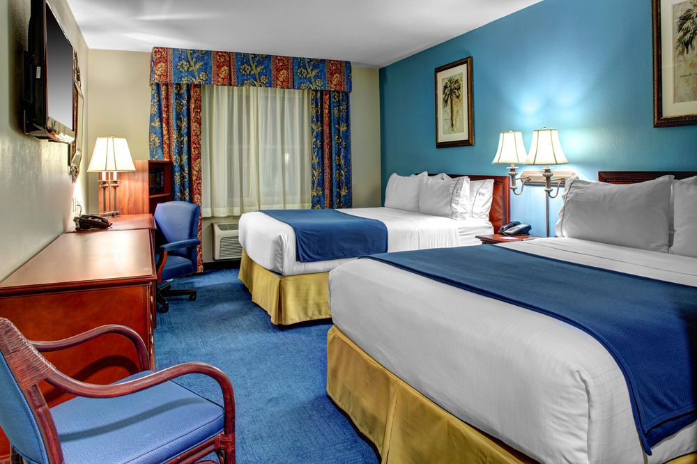 Holiday Inn Express & Suites Miami Kendall, an IHG Hotel