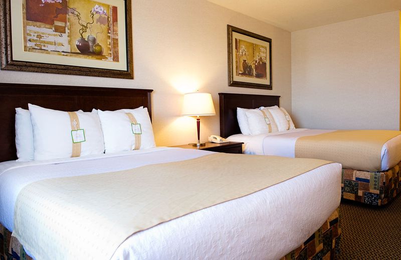 Holiday Inn Hotel & Suites-West Edmonton, an IHG Hotel