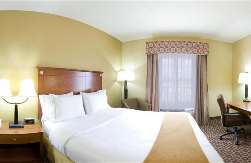 Holiday Inn Express McComb, an IHG Hotel
