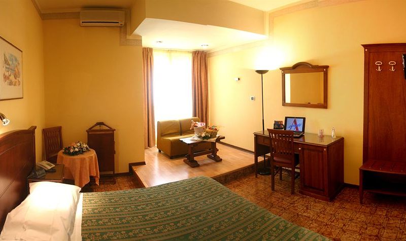 Hotel Apogeo