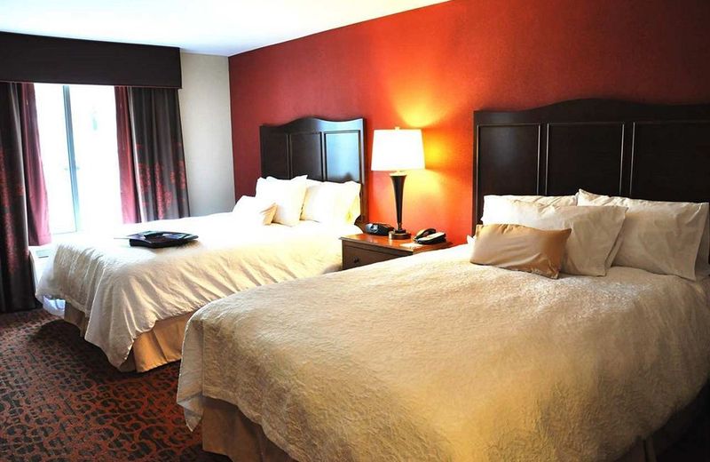 Hampton Inn & Suites Cincinnati / Uptown - University Area