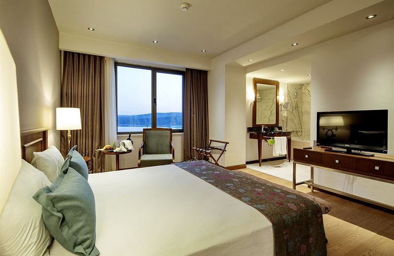 Royal Teos Thermal Resort Clinic & Spa