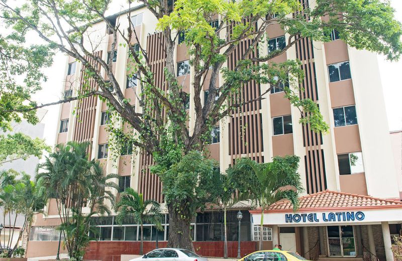 Hotel Latino