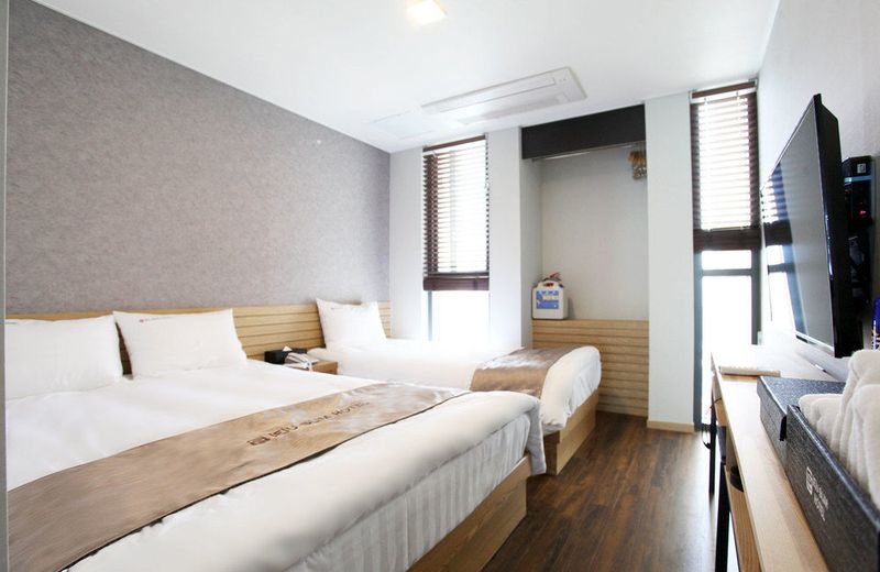 Jeju Slim Hotel
