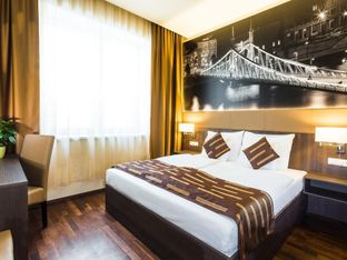 Hotel Image 1
