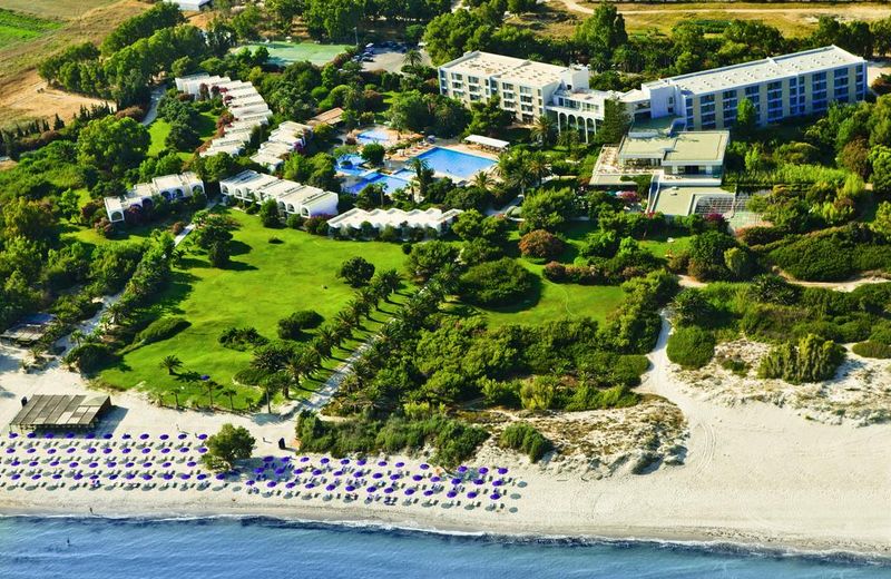 Caravia Beach Hotel