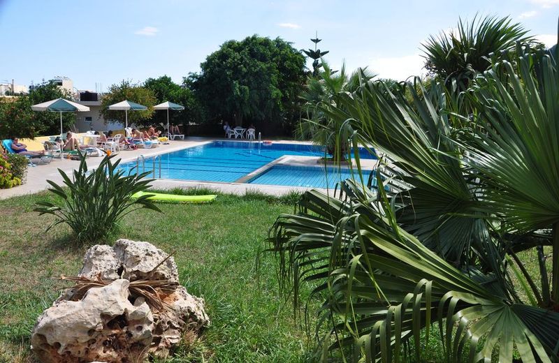 Stork Hotel