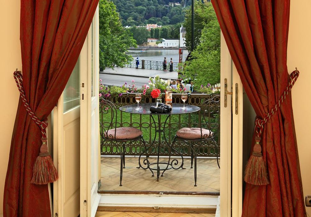 Outdoor Pictures 21