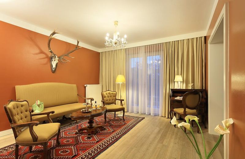 Hotel Schloss Weikersdorf