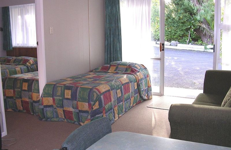 Oakura Beach Motel