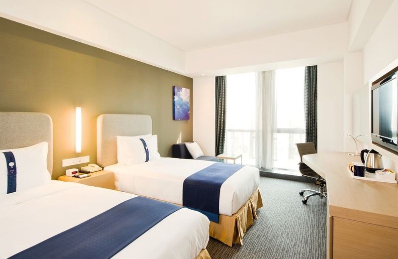 Holiday Inn Express Shanghai Jinsha, an IHG Hotel