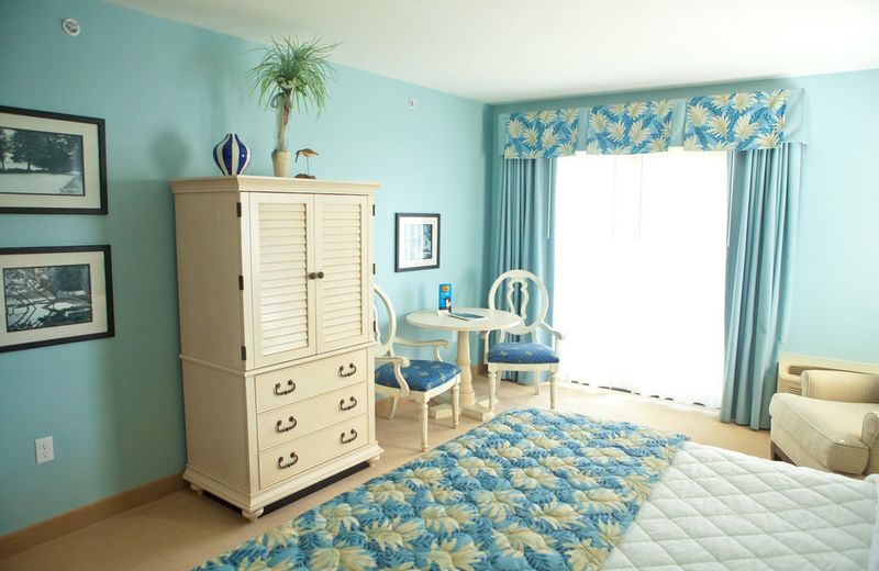 Bay Pointe Inn