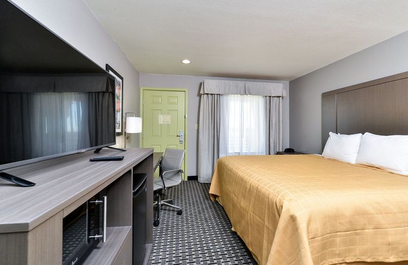 Scottish Inn & Suites Cotulla, TX