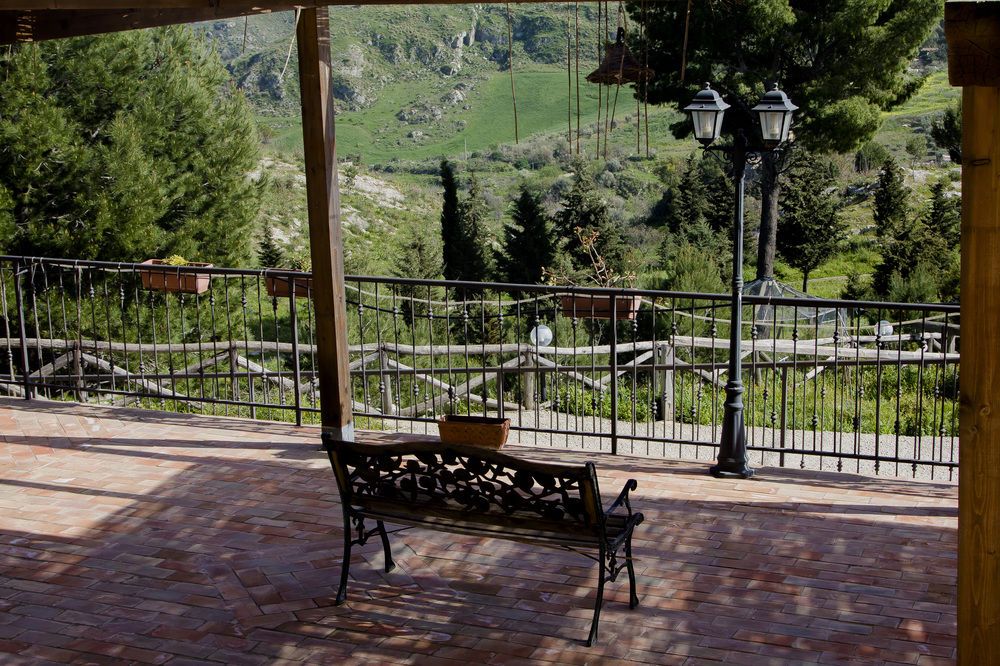 Outdoor Pictures 7