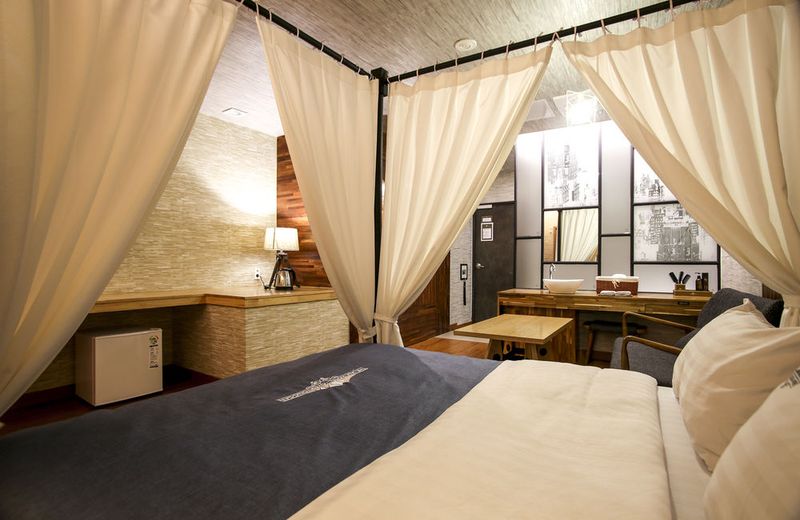 Hotel The JaJa