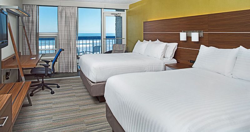 Holiday Inn Express Nags Head Oceanfront, an IHG Hotel