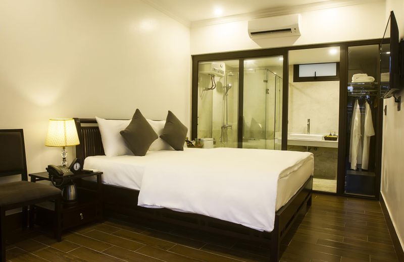 Sunny House Resort