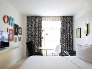 Hotel Image 1