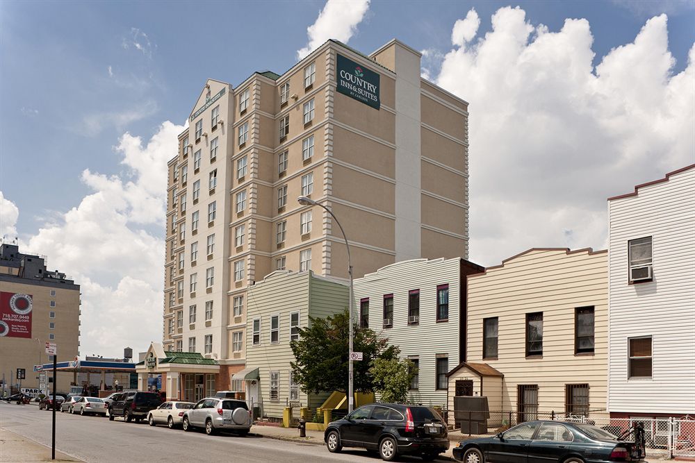 Queens County Inn and Suites