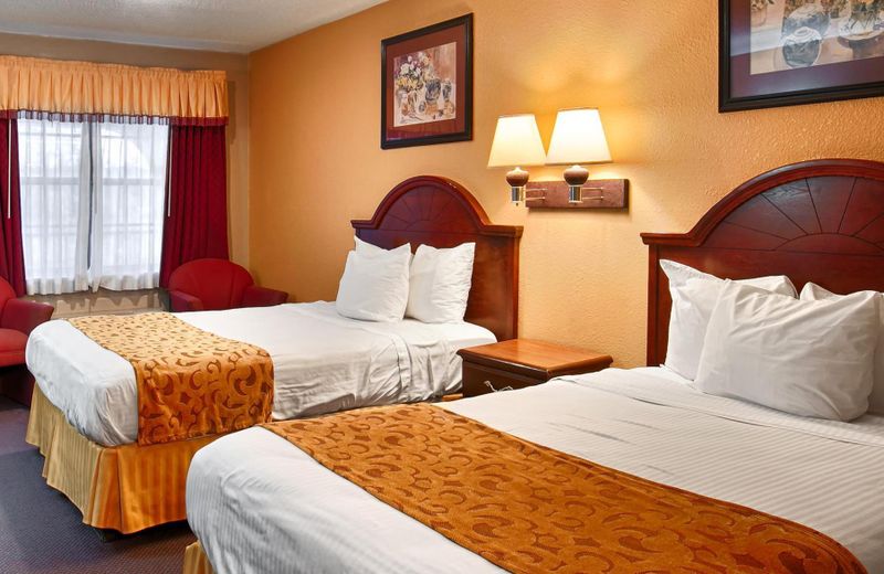 Best Western Delhi Inn