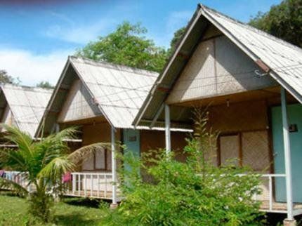 Nomads Long Beach, Phi Phi