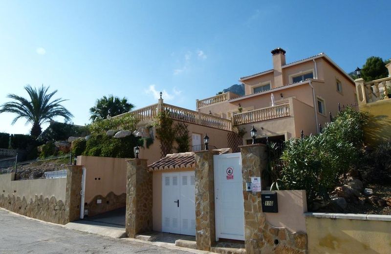 HOLIDAY VILLA TY CROESO