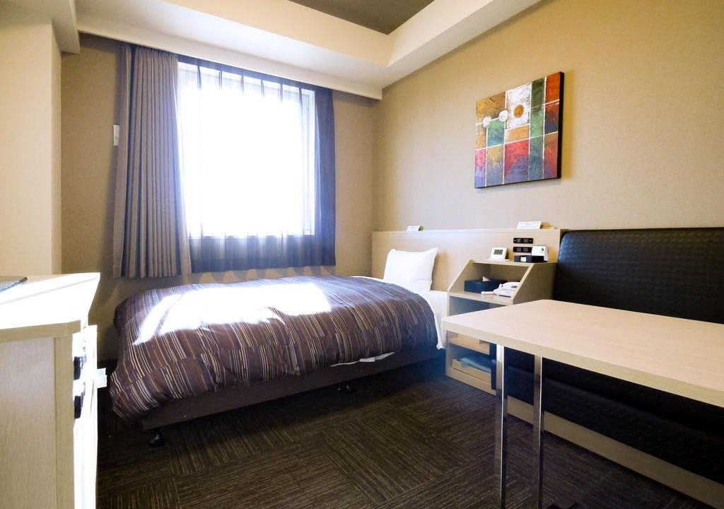 Hotel Route-inn Ebina Ekimae