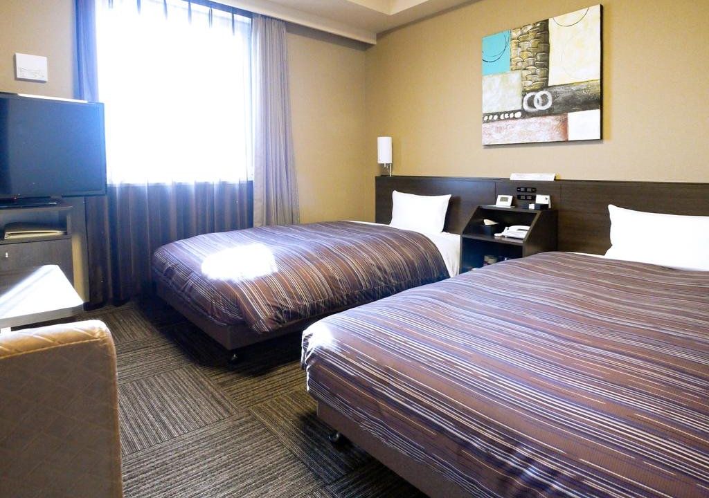 Hotel Route-inn Ebina Ekimae